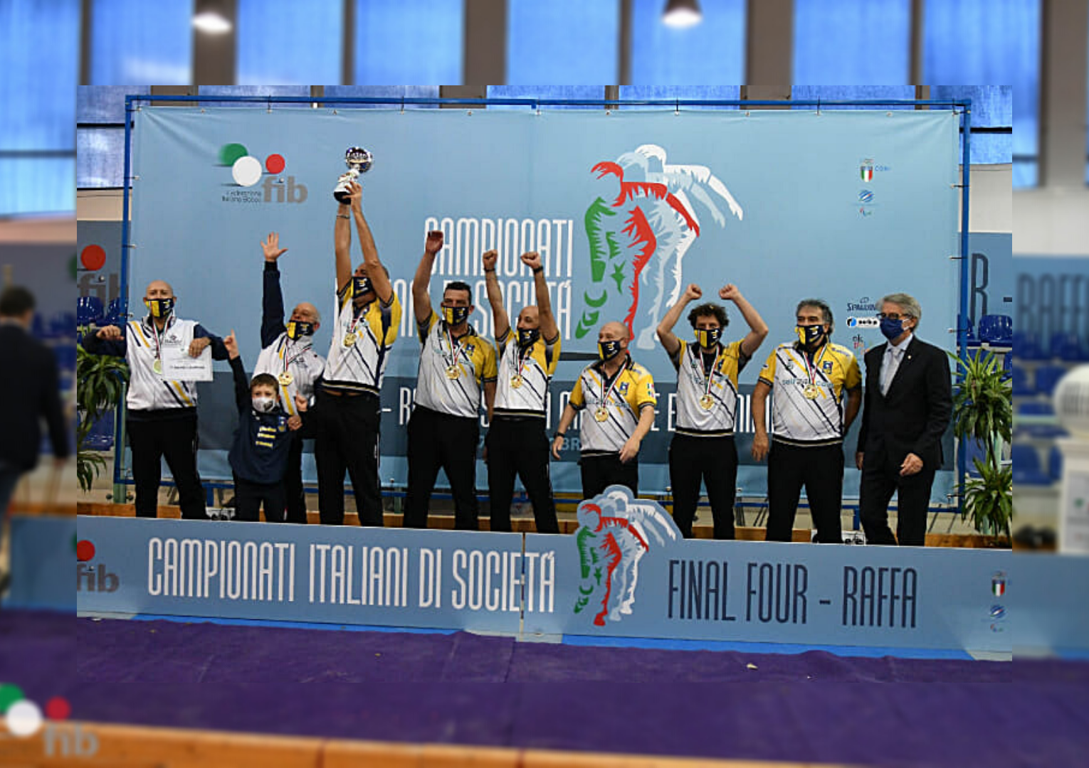 Foto Premiazione Squadra Boville Terzo Scudetto